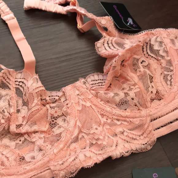Guoeappa Sexy Soft Lace Lingerie Set Floral Lace Unserwear & Bra Set NWT - Picture 2 of 10